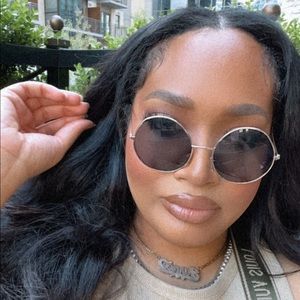 Meet your Posher, Jurnee